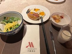 -上海宝华万豪酒店