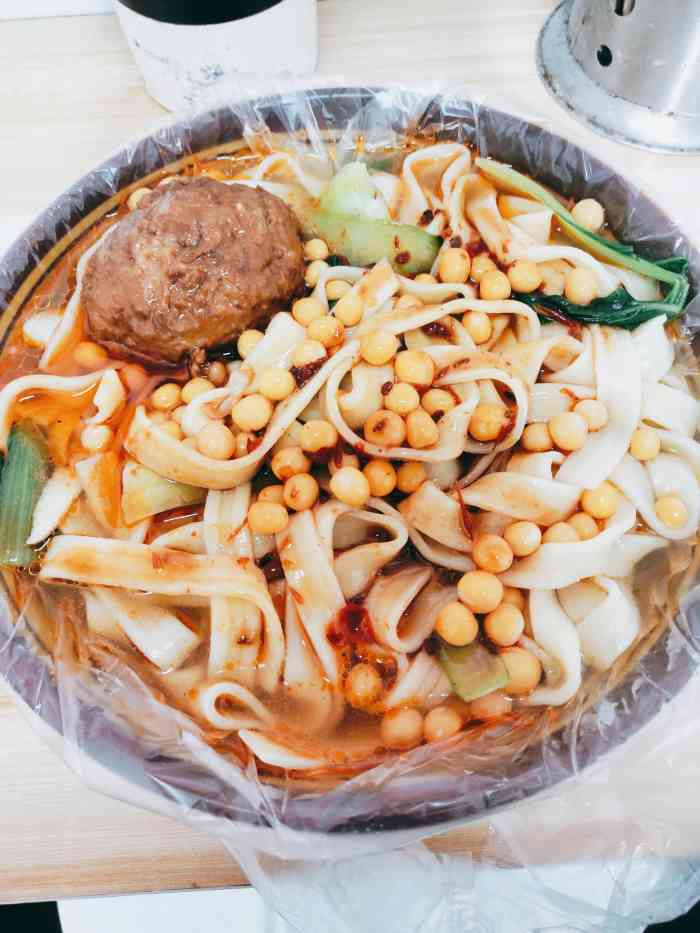 皖北正宗牛肉板面-"特别好吃的一家板面,炸酱面店啊!现在夏天.