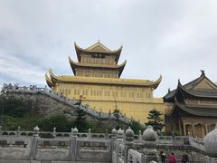 -峨嵋山金顶