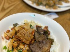 -牛八宝桂林米粉(八里庄店)