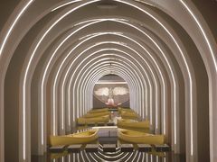 -涨巢·潮玩水疗局