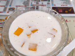 -广信牛奶甜品世家(台东店)