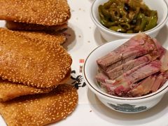 -梅利汴京烤鸭•开封豫菜地标店(东大街店)