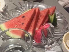 -海底捞火锅(新松江路生日主题店)