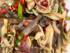 -四川小胡子海鲜(丁村万人海鲜广场店)