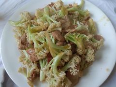 -宾朋海鲜特色美食餐厅·纯手工鲅鱼水饺(兴海路店)