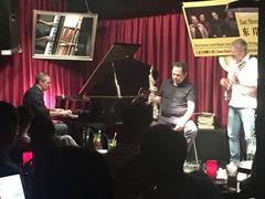 -东岸Cafe 爵士俱乐部