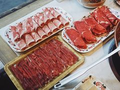 鲜切阿尔巴斯山羊后腿-东门口涮肉·砂锅·烤串(老门东店)