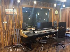 -清晨录音棚(光大会展中心旗舰店)
