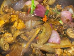 -胡须佬鸡煲四季火锅(海雅缤纷城店)
