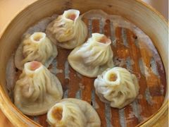 推荐菜：蟹粉小笼-五芳齋(云南南路店)