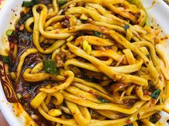 炸酱油泼面-老陈婆手工面庄