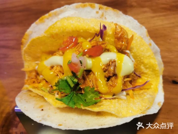 VIKING SALOON美式烟熏烤肉精酿餐酒吧老墨儿手撕鸡肉taco图片