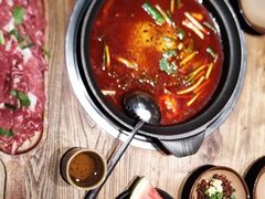 -贵厨酸汤牛肉(小十字店)