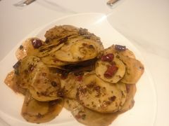 -嗨辣小聚·盘锦河蟹·海鲜烧烤龙虾(盘锦十年好店)