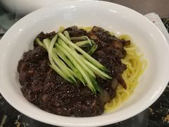 炸酱面-桃园中华料理炸酱面(燕儿岛路店)