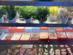 -老张记鲜切牛肉自助火锅(龙光世纪中心店)