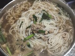 -正宗杨记普洱酸醋米线(总店)