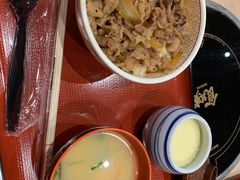 招牌牛丼-食其家·牛丼咖喱(中山公园地铁站店)