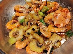 -七欣天香辣蟹火锅(上海银亿滨江店)