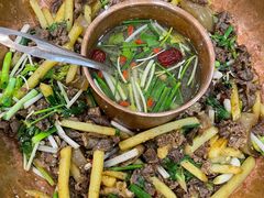 -牛喵喵铜锅牛肉馆