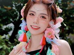 -贺加贝化妆美甲培训学校