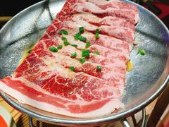 -青瓦炭韩潮烤肉(花园道店)