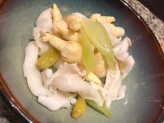 脆爽藕芽拌鱼肚-南京大牌档(三阳广场苏宁店)