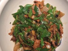 -爱碗亭·鲜炒湖南菜(壹城中心店)