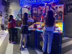 -世代星球·保龄球·镭战真人CS·团建(杨浦店)