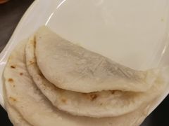 -蔼若春.传承三十年云南菜(金碧公园店)