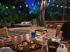 -三亚艾迪逊酒店·海滩烧烤 BARBACOA·现场乐队·浪漫晚餐·烧烤海鲜