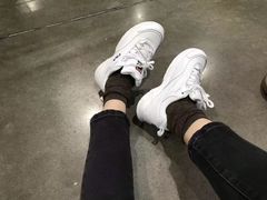 -fila(日月光中心广场店)