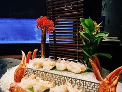 -蟹犇前•帝王蟹雪蟹(陆家嘴店)