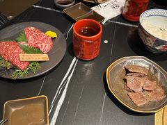 -山川小町·极番烧肉(新地假日广场店)