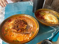 -肇兴特色牛肉粉