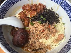 -沪西老弄堂面馆(定西路店)