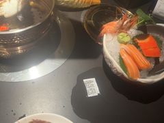 -钱小奴海鲜自助黑金店(杭州滨江龙湖店)