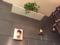 -愉肴麻辣香锅(中山路店)