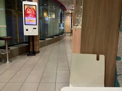 -麦当劳(虹梅路地铁站店)