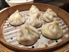 蟹黄小笼-朱新年·苏式汤团·面点(北寺塔店)