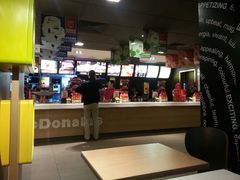 -麦当劳(静安寺店)