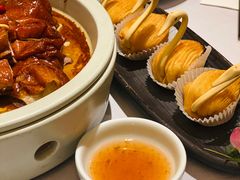 天鹅榴莲酥-南棠馆粤菜坊(群光店)