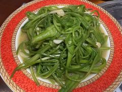 -菌之家·专业纯野生菌火锅·特色炒菌