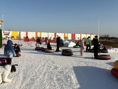 -华彬猛犸滑雪场