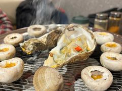 -围炉肉舍•炭烤活鳗•丹东海鲜烤肉(步行街店)