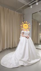 点击看大图 -GODDESS WHITE婚纱礼服(鹏城动力大厦店)
