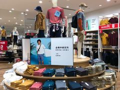 -优衣库(郑州丹尼斯大卫城店)