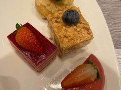 -万达文华酒店·48F云端窗景美食汇自助餐厅