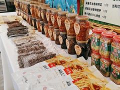 -湘阅•威海海鲜•湖南味道(华宝店)
